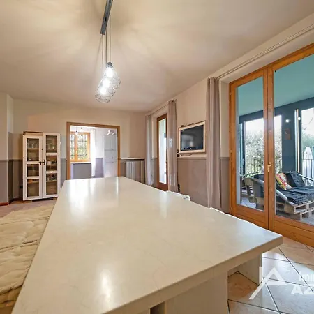 Casa vacanze I Roccoli- Zwischen Olivenbaeumen Mit Priva By Interhome